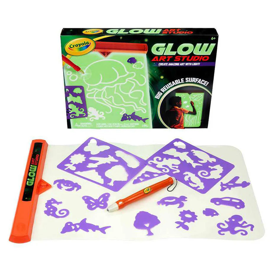 Crayola Glow Art Studio with Glow-in-the-Dark Canvas (38 x 57 cm)