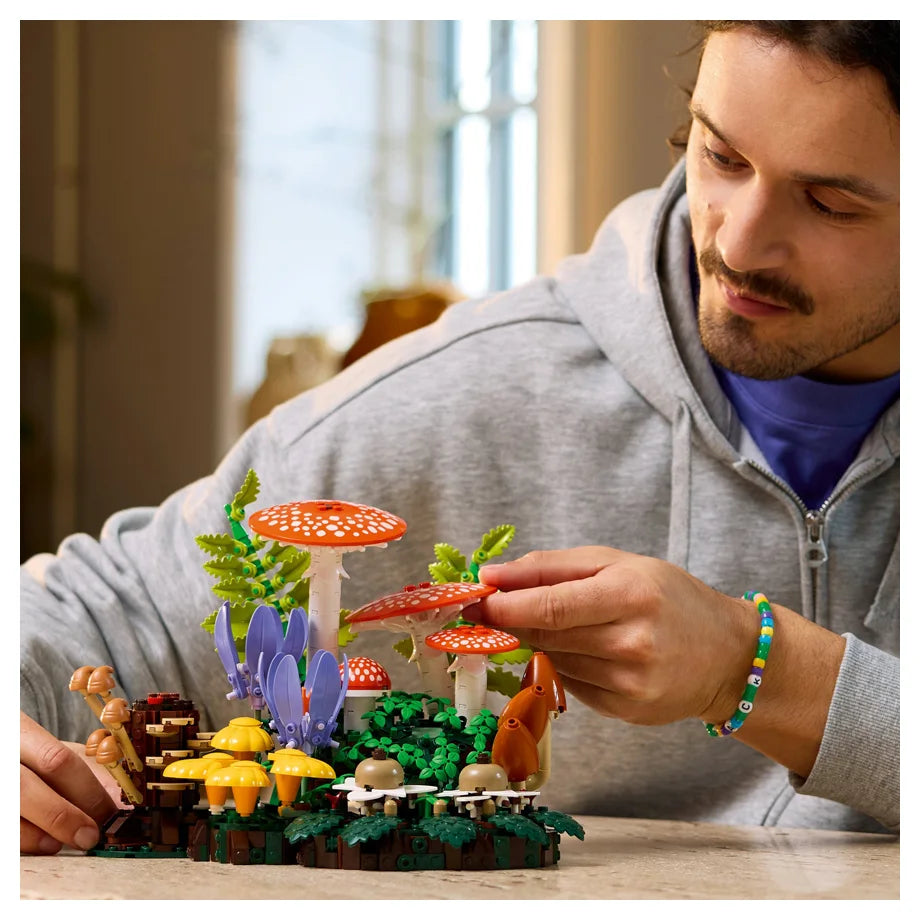 LEGO Botanicals Woodland Mushrooms Building Toy Set 11505 (259 Pieces)