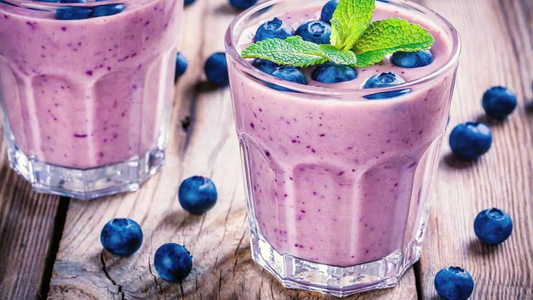 BLUEBERRY SMOOTHIE (DAIRY-FREE)