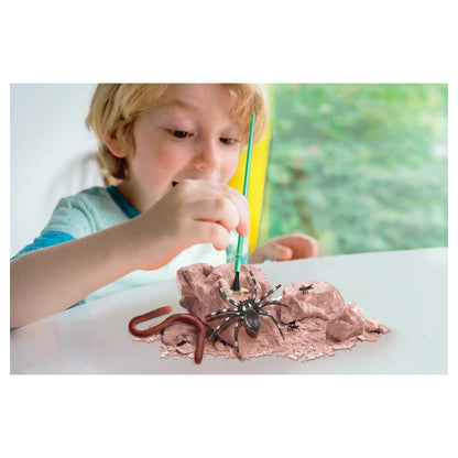 4M KidzLabs Creepy Crawly Digging Kit