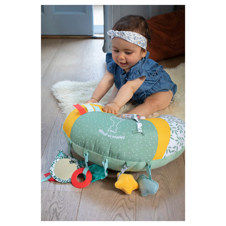 Sophie La Girafe Cosy Play Cushion Baby Activity Toy (Multicolour)
