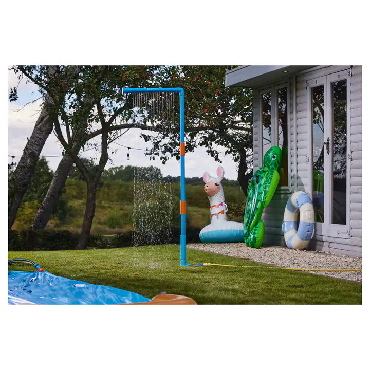 Plum Water Park Rain Wall