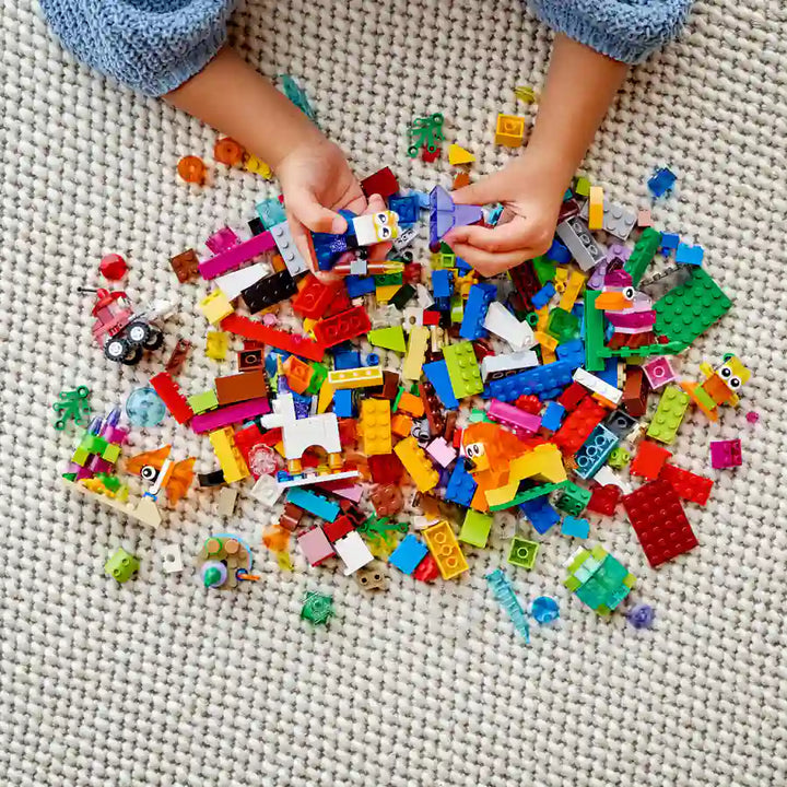 Lego Classic Creative Transparent Bricks Kids’ Building Kit (500 Pieces)