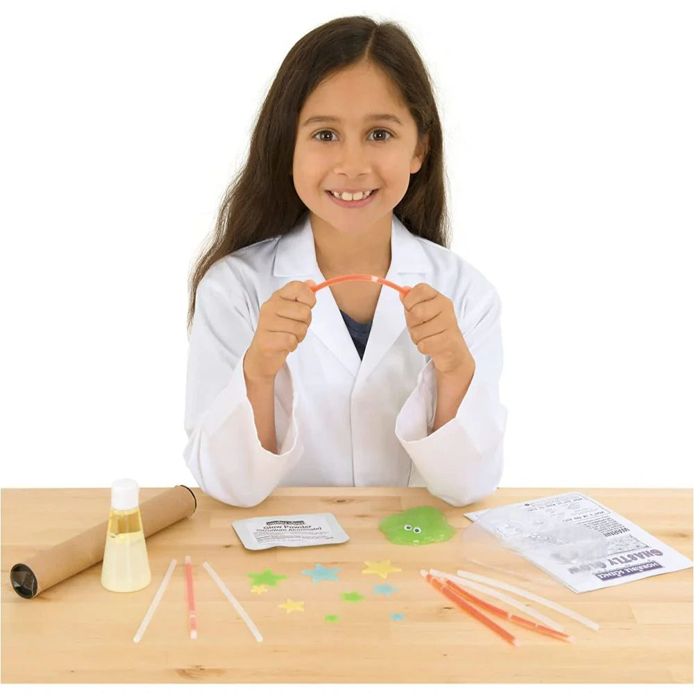 مجموعة Galt Horrible Science Ghastly Glow Kit مجموعة Galt Horrible Science Ghastly Glow Kit