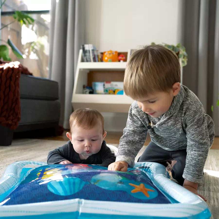Baby EinsteinOpus’s Ocean of Discovery Tummy Time Water Mat