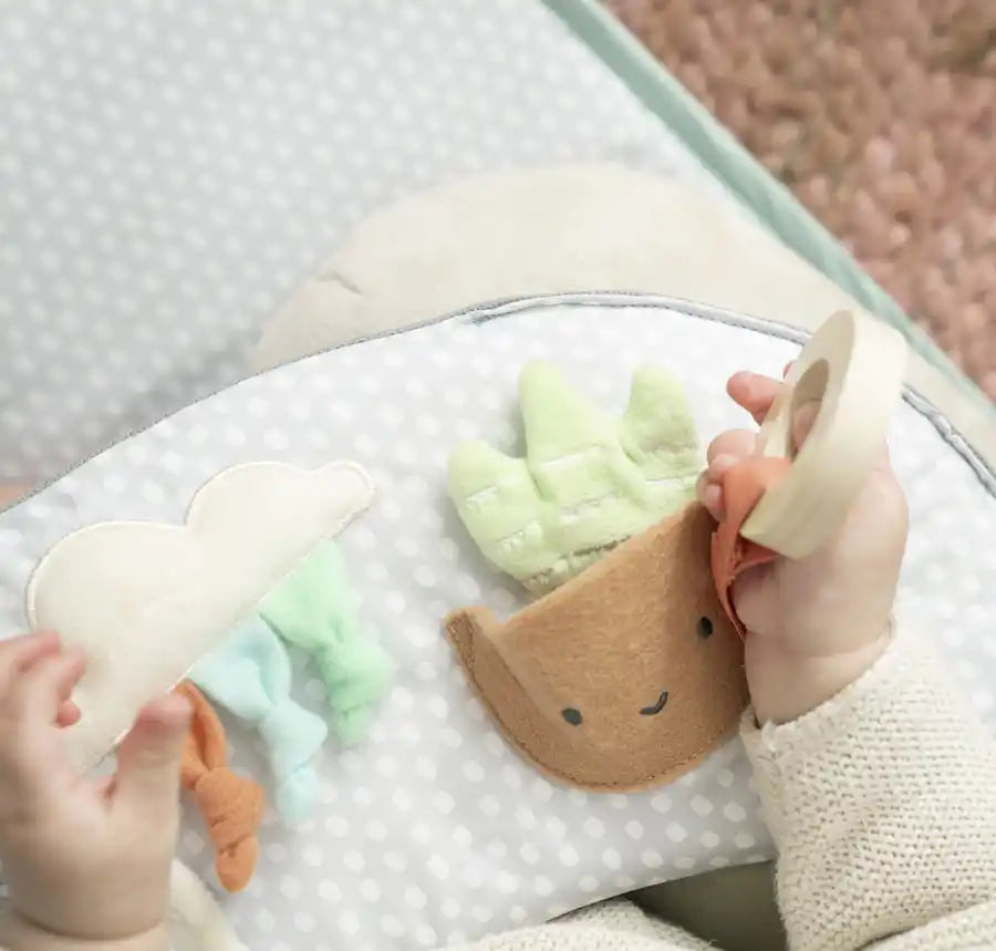 سجادة الجلوس والنشاط 4 في 1 من Ingenuity Cozy Prop سجادة الجلوس والنشاط 4 في 1 من Ingenuity Cozy Prop