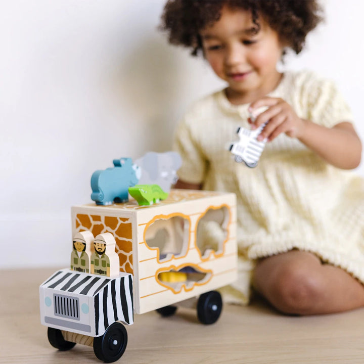 Melissa and Doug Safari Animal Rescue Truck