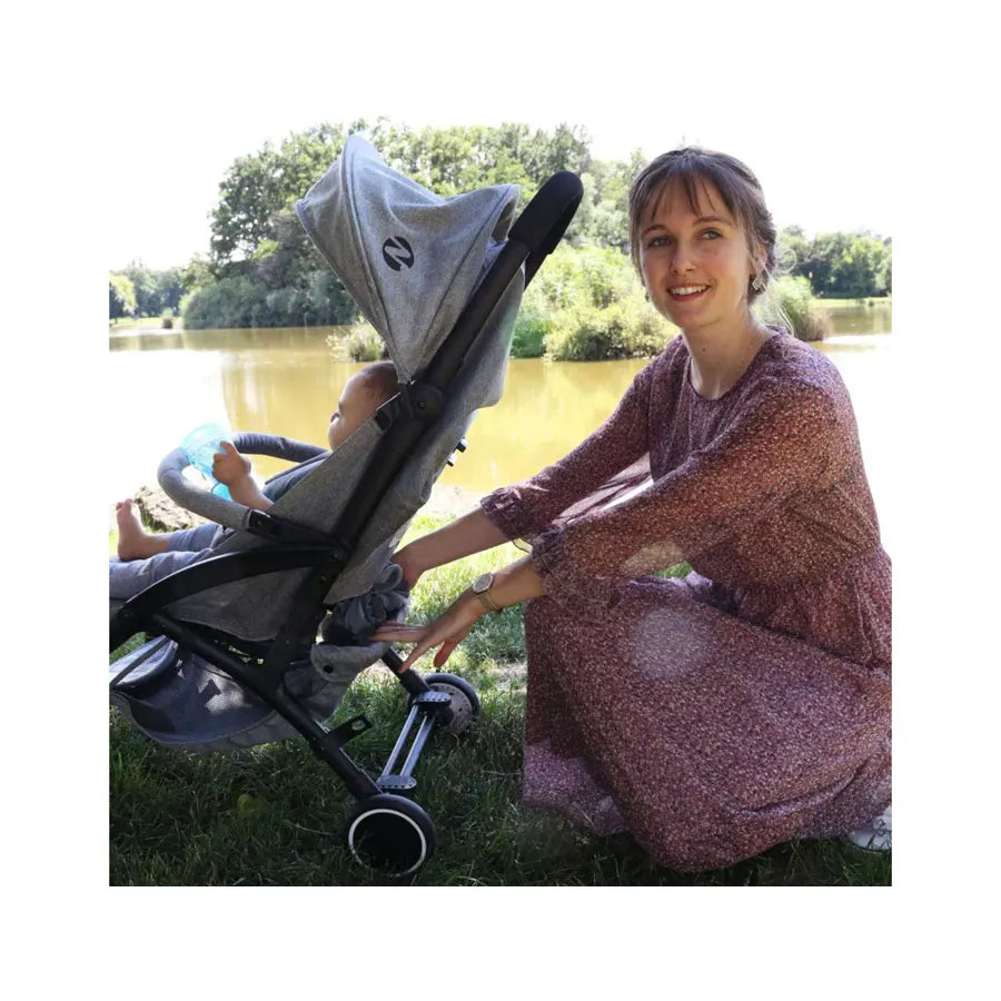 Nania Lili Compact Stroller (Grey) Nania Lili Compact Stroller (Grey)