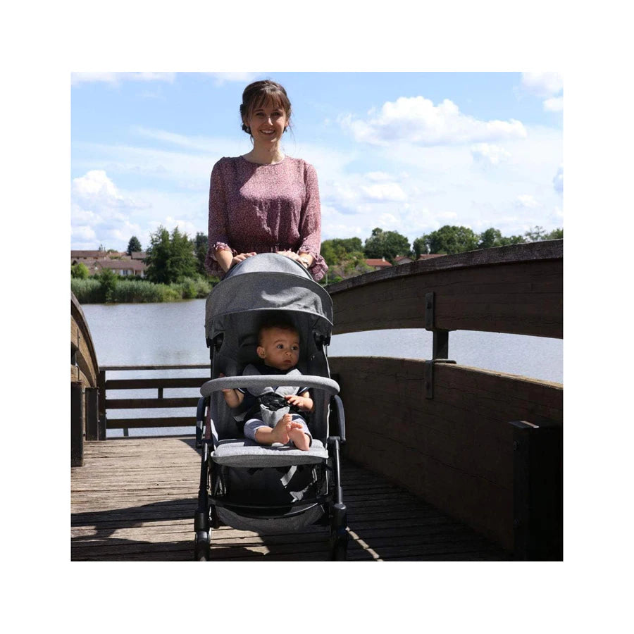 Nania Lili Compact Stroller (Grey) Nania Lili Compact Stroller (Grey)