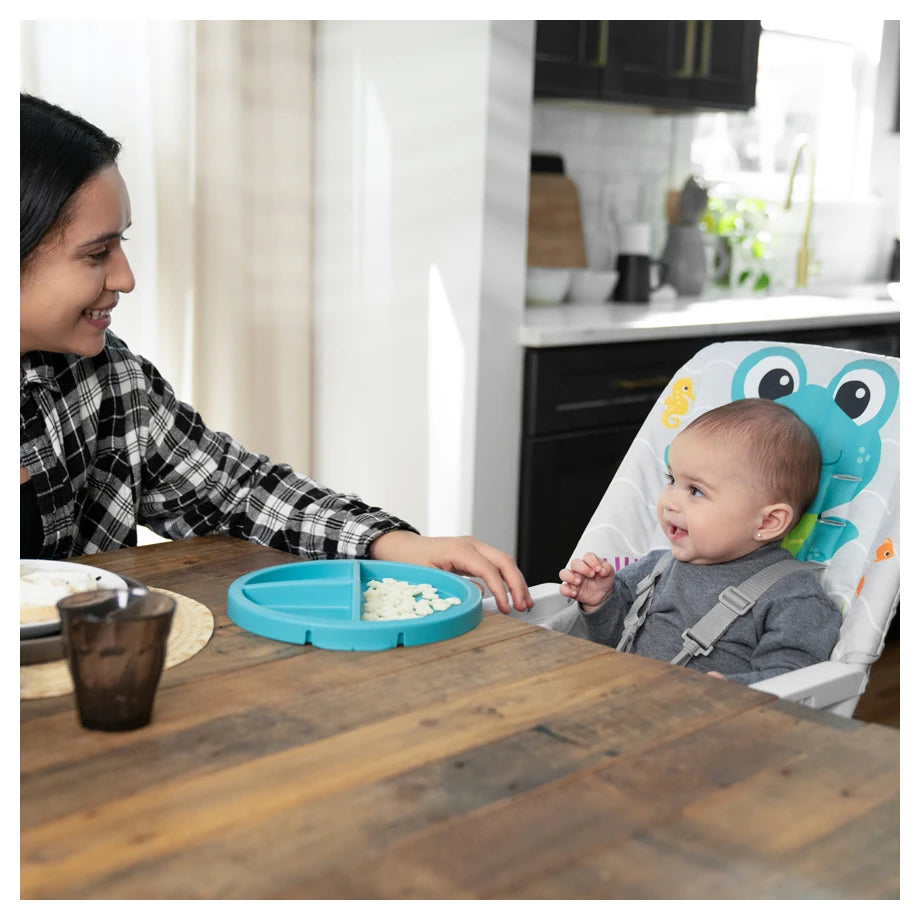 Baby Einstein Snack and Splash Compact Folding High Chair