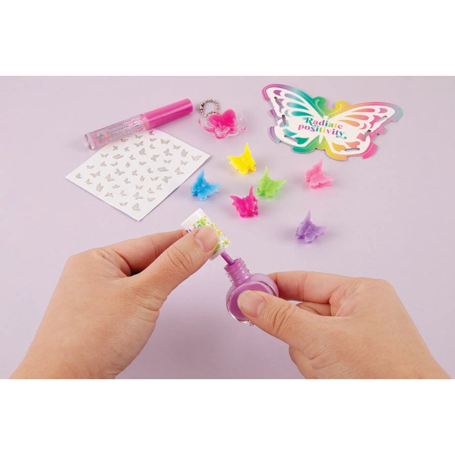 مجموعة مستحضرات التجميل Make It Real Butterfly Dreams مجموعة مستحضرات التجميل Make It Real Butterfly Dreams