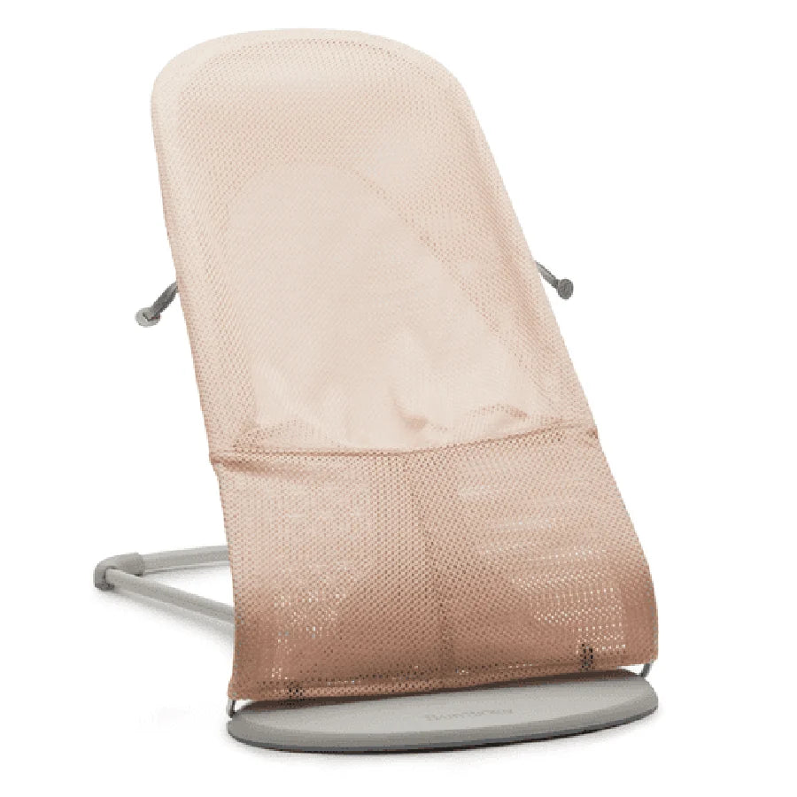 كرسي هزاز BabyBjörn Balance Soft Mesh (وردي لؤلؤي/أبيض) كرسي هزاز BabyBjörn Balance Soft Mesh (وردي لؤلؤي/أبيض)
