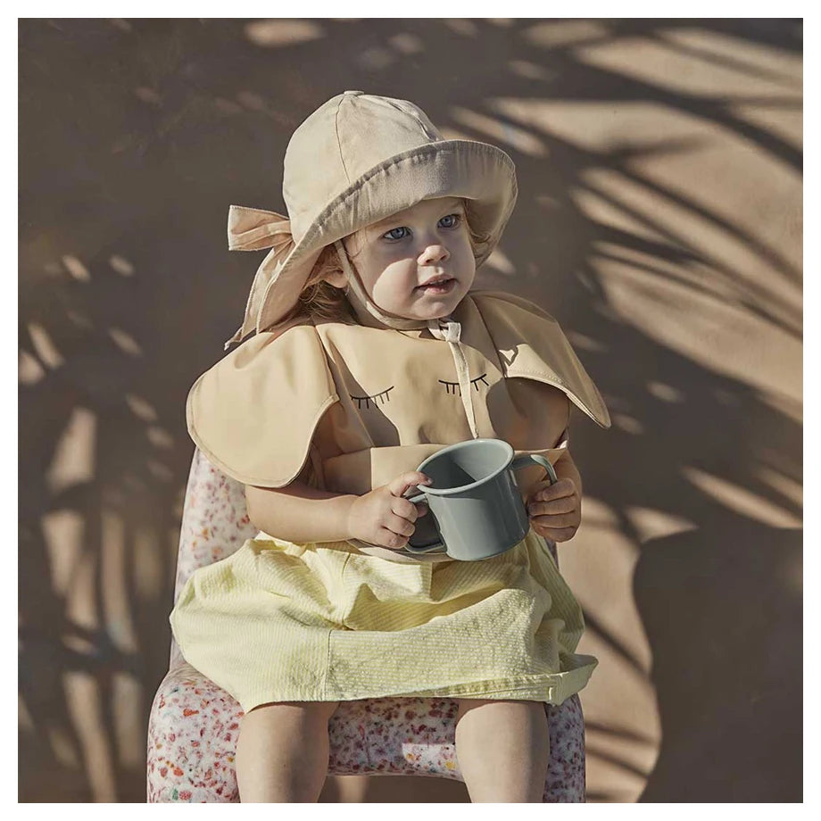 Elodie Baby Bib (Sweetheart Charlie)