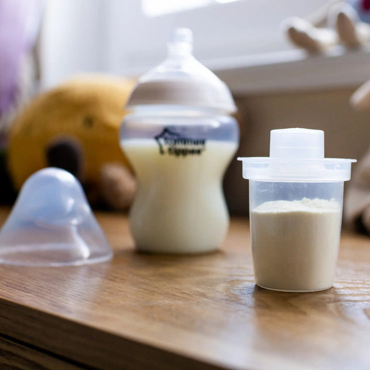 <tc>موزع مسحوق الحليب أقرب إلى الطبيعة من تومي تيبي (عبوة من 6 قطع)</tc>
