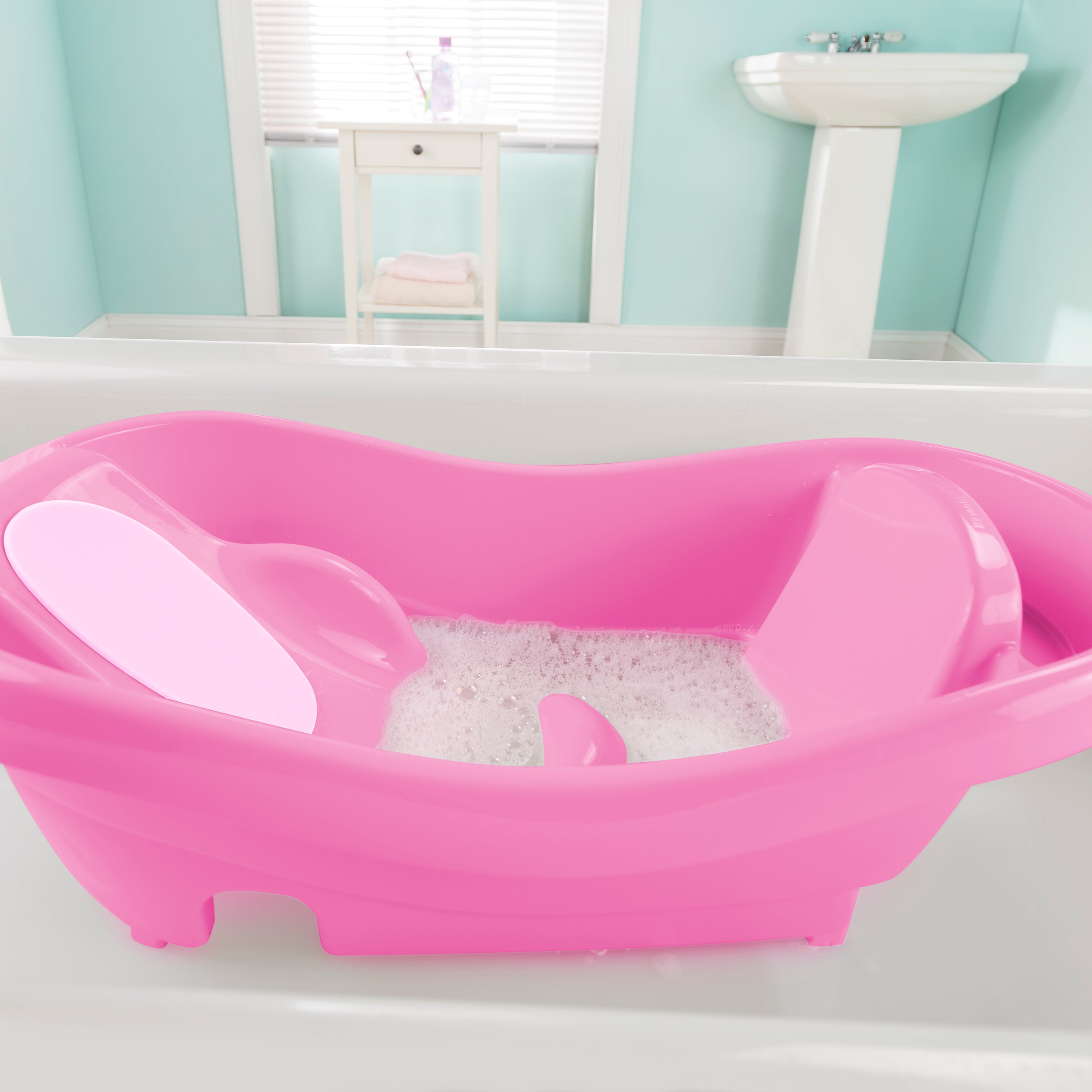 Comfy Clean Deluxe Newborn To Toddler Tub - Girl