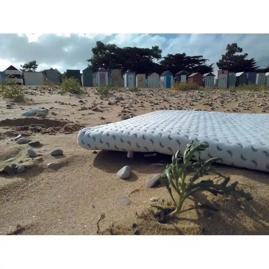 Candide Ocean Friendly Travel Mattress (120 x 60 x 4 cm)