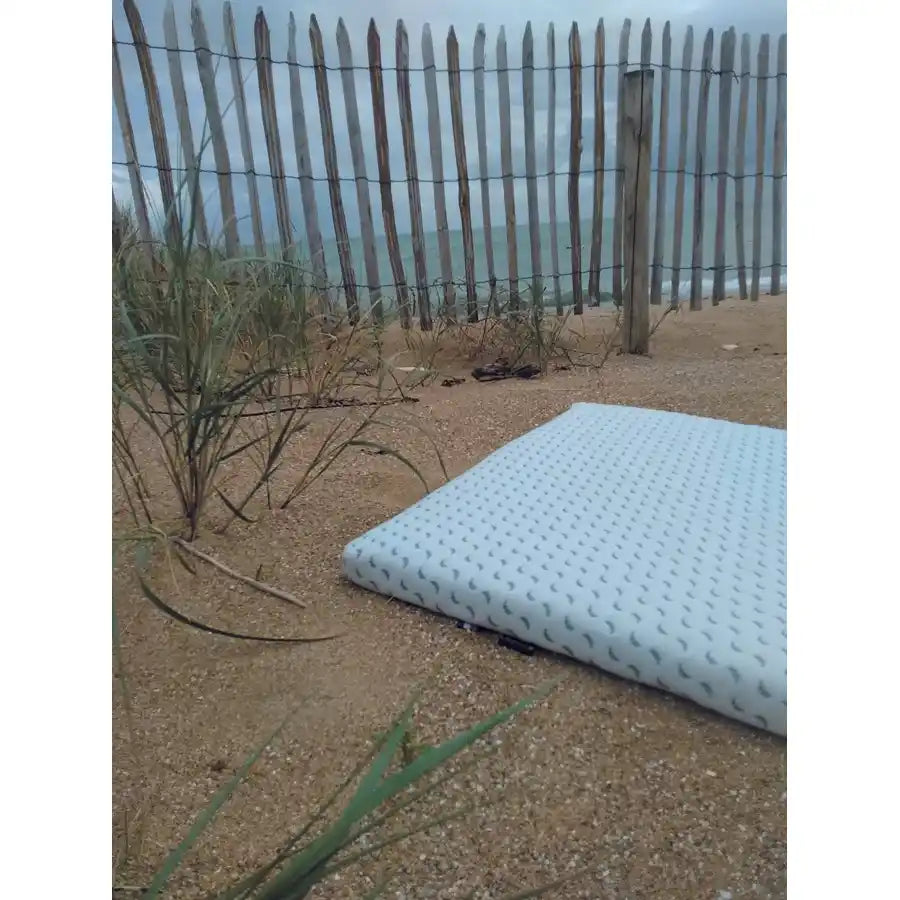 Candide Ocean Friendly Travel Mattress (120 x 60 x 4 cm)