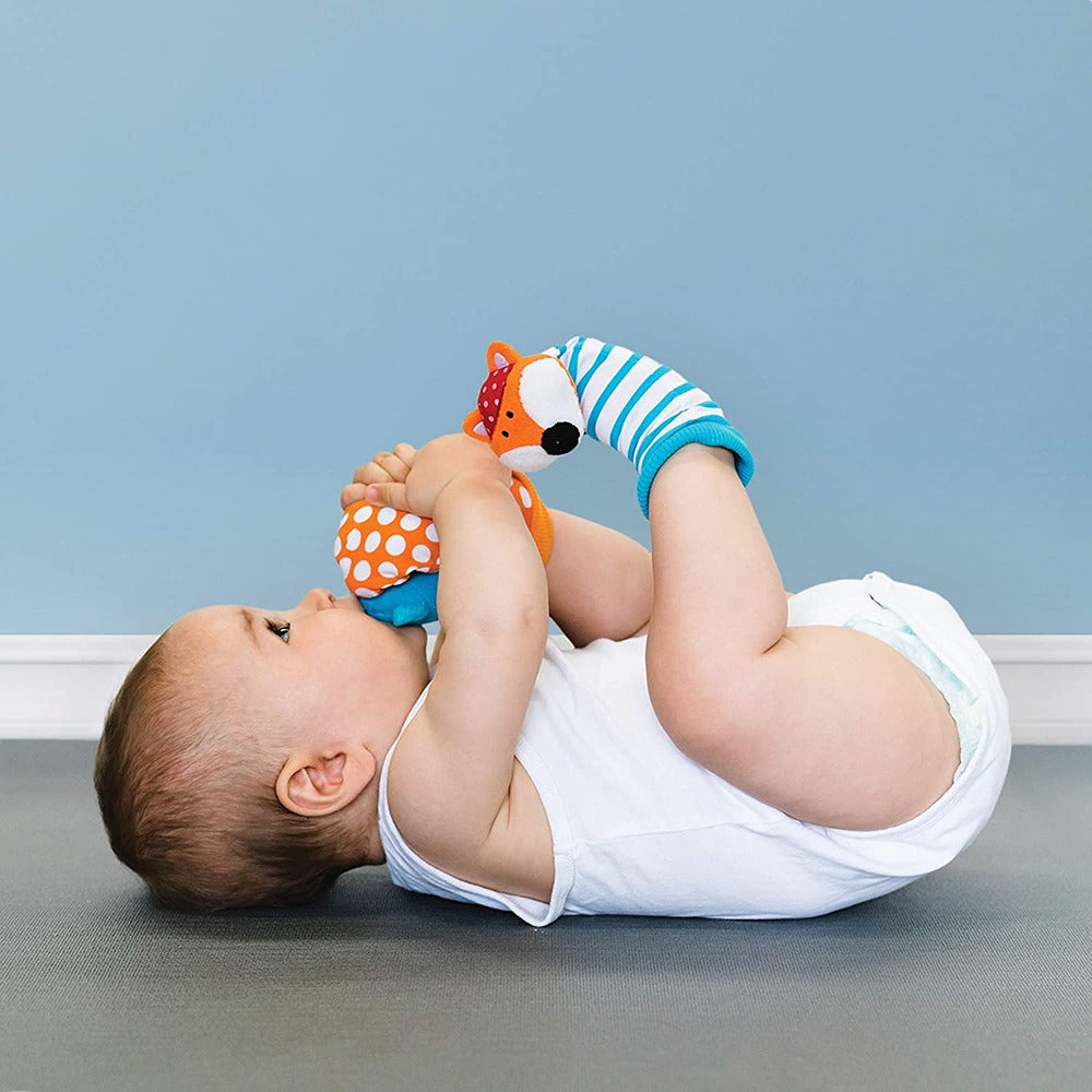 Bbluv Duo Developmental Foot Finders with Rattle - Owl & Fox