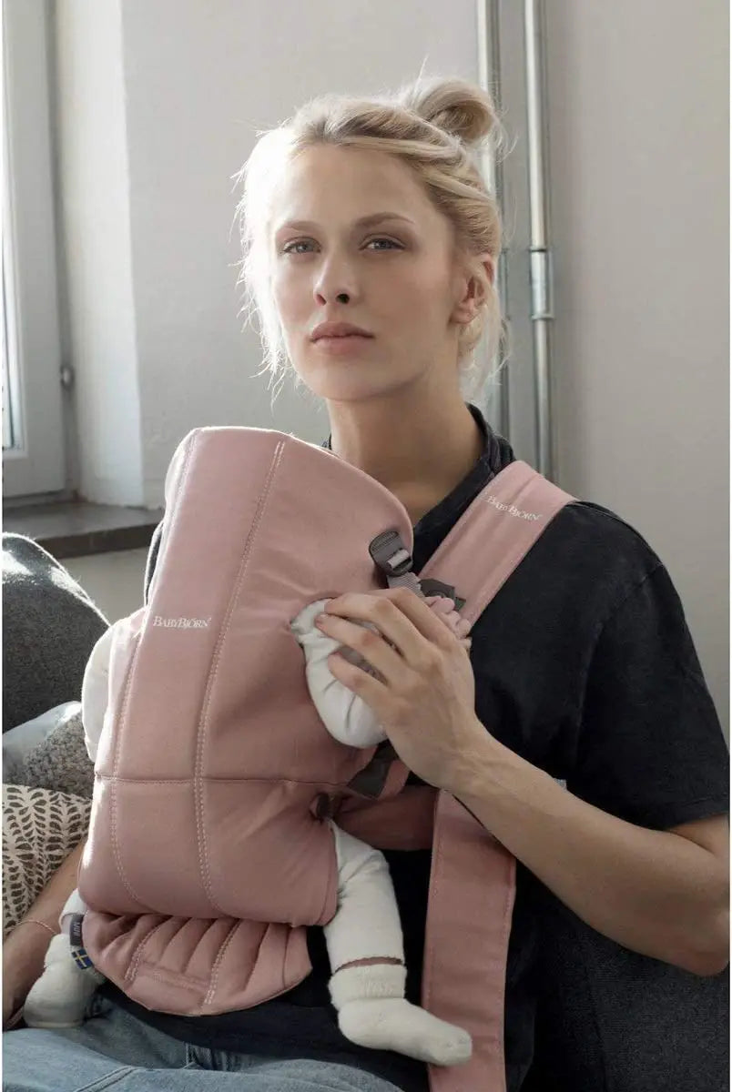 BabyBjörn Baby Carrier Mini - Cotton (Dusty Pink)