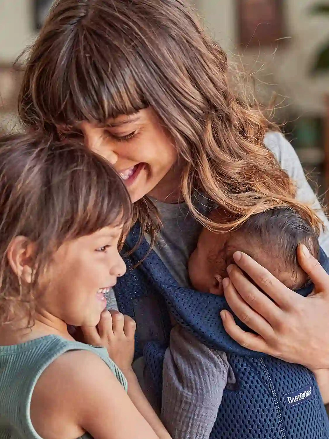 حاملة الأطفال Babybjorn - شبكة ثلاثية الأبعاد (أزرق داكن) حاملة الأطفال Babybjorn - شبكة ثلاثية الأبعاد (أزرق داكن)