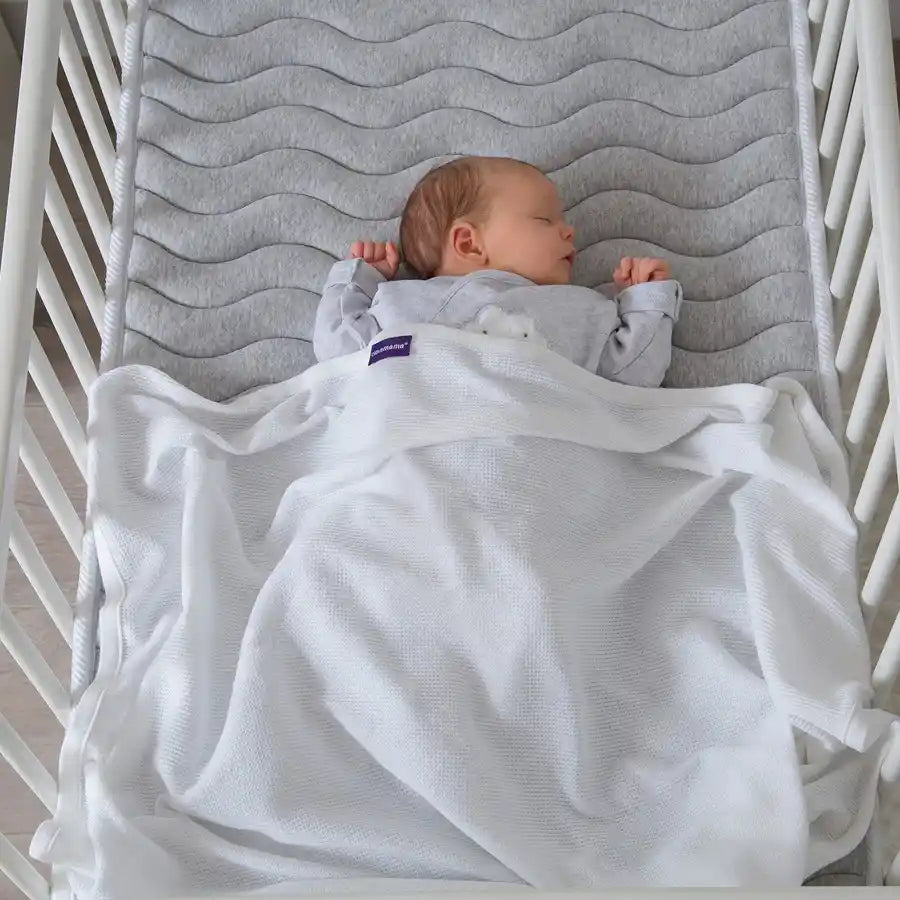 Waffle Weave Cotton Blanket Cot/Cot Bed 120 x 140 cm (White)