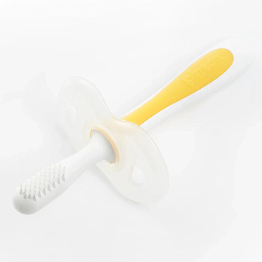 Pigeon - Training Tooth Brush Lesson (Yellow)