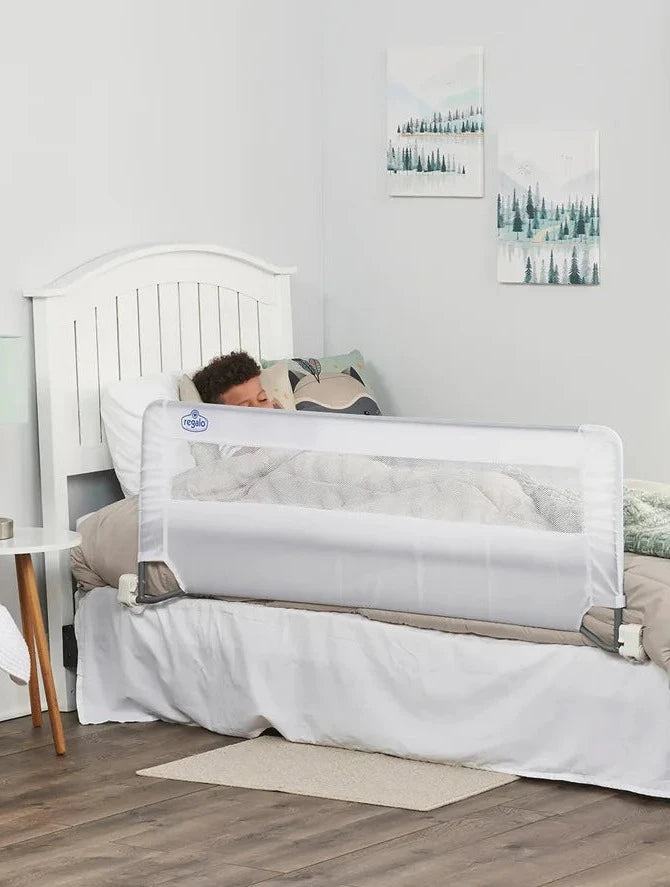 Regalo Extra Long Swing Down Bed Rail (137 x 50 cm)