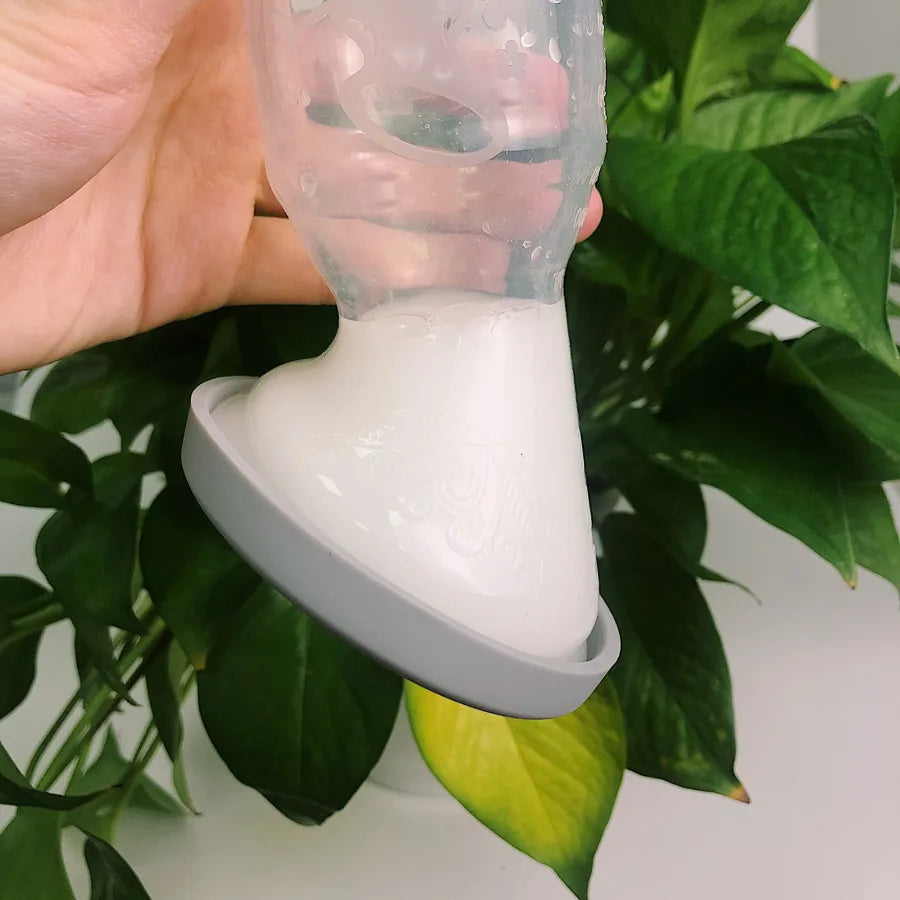 Haakaa Silicone Breast Pump with Suction Base & Silicone Cap 150ml