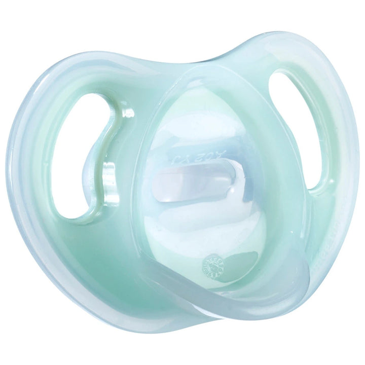 Tommee Tippee Closer to Nature Ultralight Soothers 0-6m (Pack of 2)