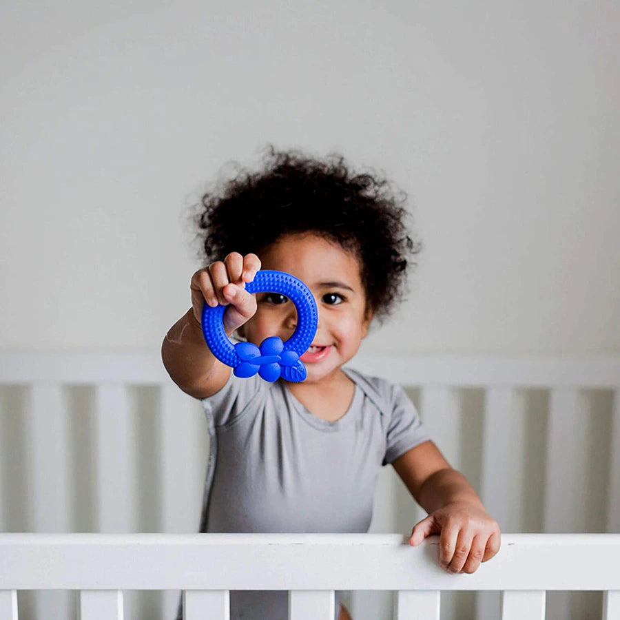 Green Sprouts Silicone Fruit Teether-Apple Green Sprouts Silicone Fruit Teether-Apple