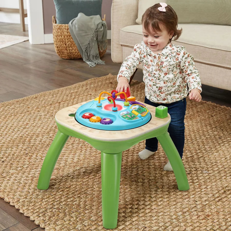 طاولة خشبية لتعليم الحروف الأبجدية والأنشطة من Leapfrog طاولة خشبية لتعليم الحروف الأبجدية والأنشطة من Leapfrog