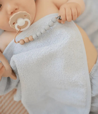Mushie Pacifier Clips Eva (Clementine)