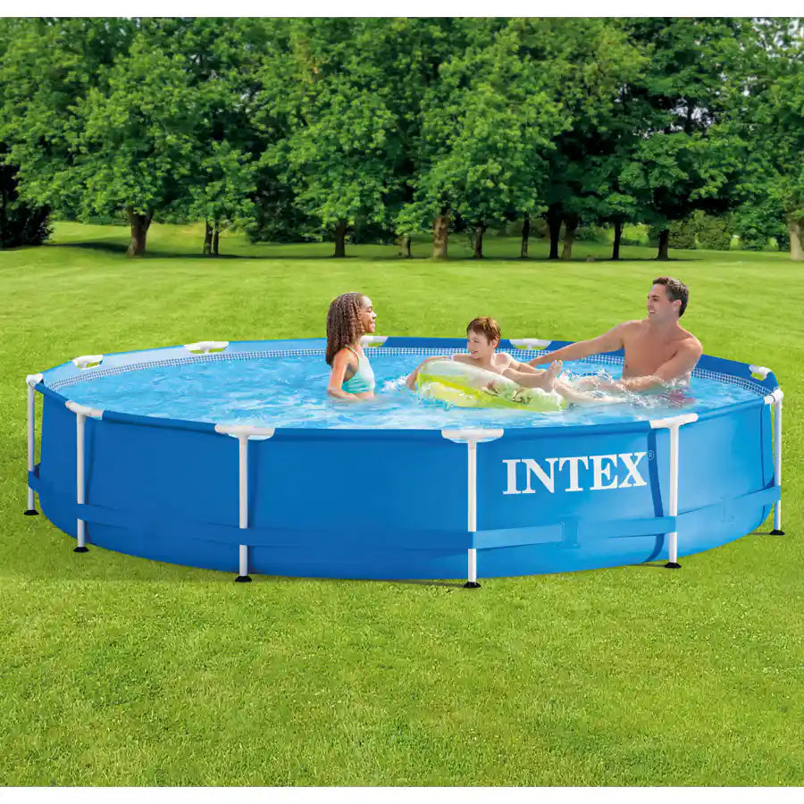 حوض سباحة بإطار معدني من شركة Intex (3.66 متر × 76 سم) حوض سباحة بإطار معدني من شركة Intex (3.66 متر × 76 سم)