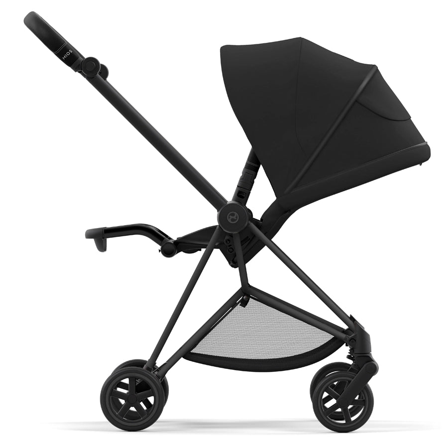 Cybex - إطار Priam باللون الأسود غير اللامع مع مجموعة مقعد Cybex - إطار Priam باللون الأسود غير اللامع مع مجموعة مقعد