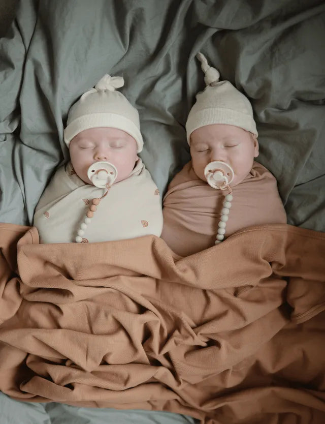 Mushie Pacifier Clips Eva (Clementine)