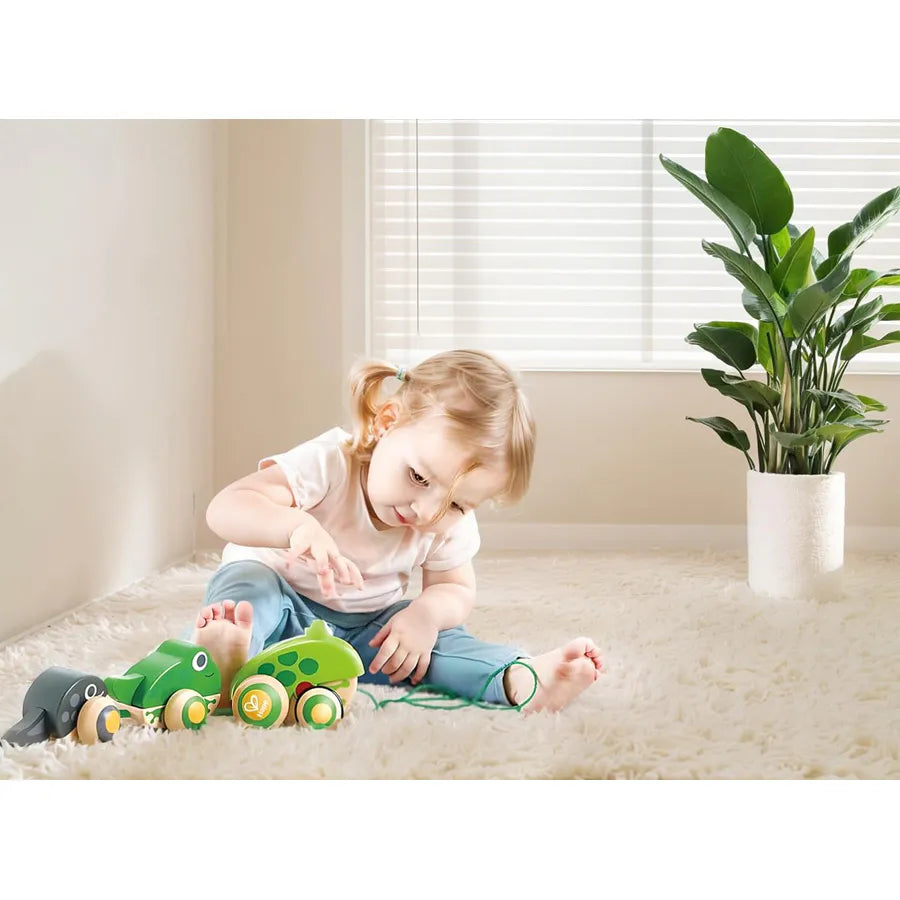 Hape Pull-Along Frog Family