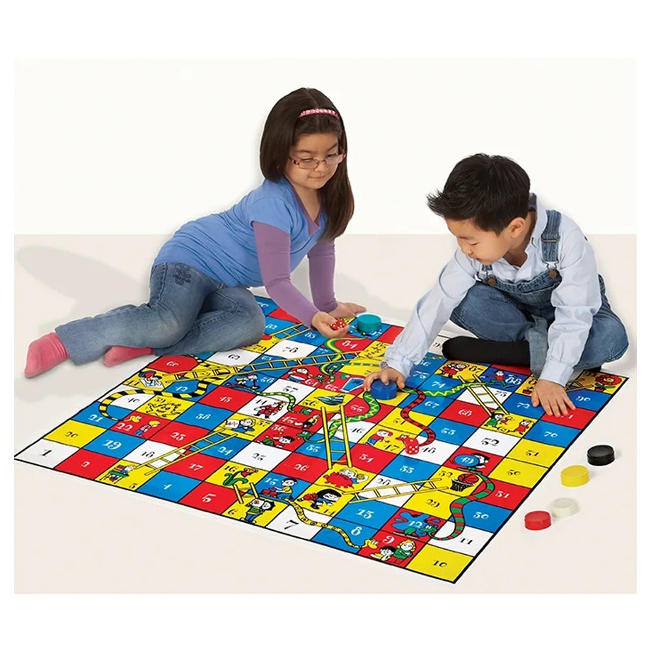 TCG Gigantik Snakes and Ladders