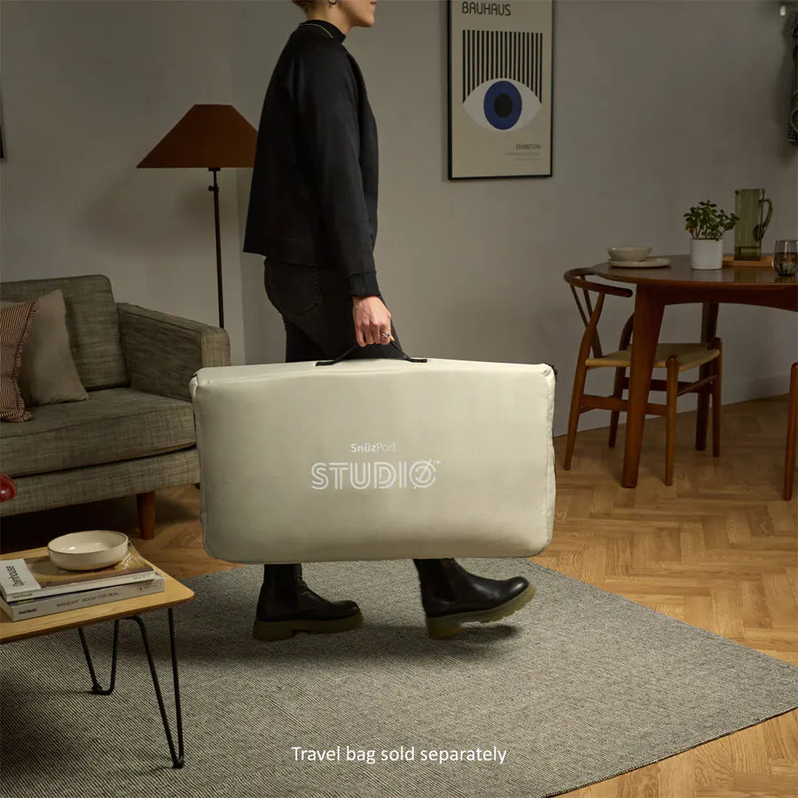 سرير الأطفال SnuzPod Studio بجانب السرير (برلين) سرير الأطفال SnuzPod Studio بجانب السرير (برلين)