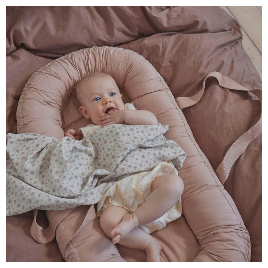 Elodie Baby Nest (Blushing Pink)