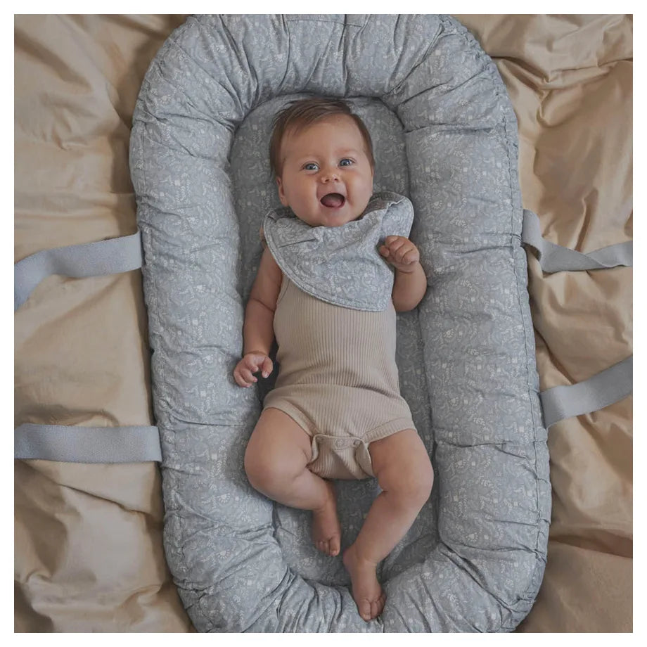 Elodie Baby Nest (Monkey Sunrise)
