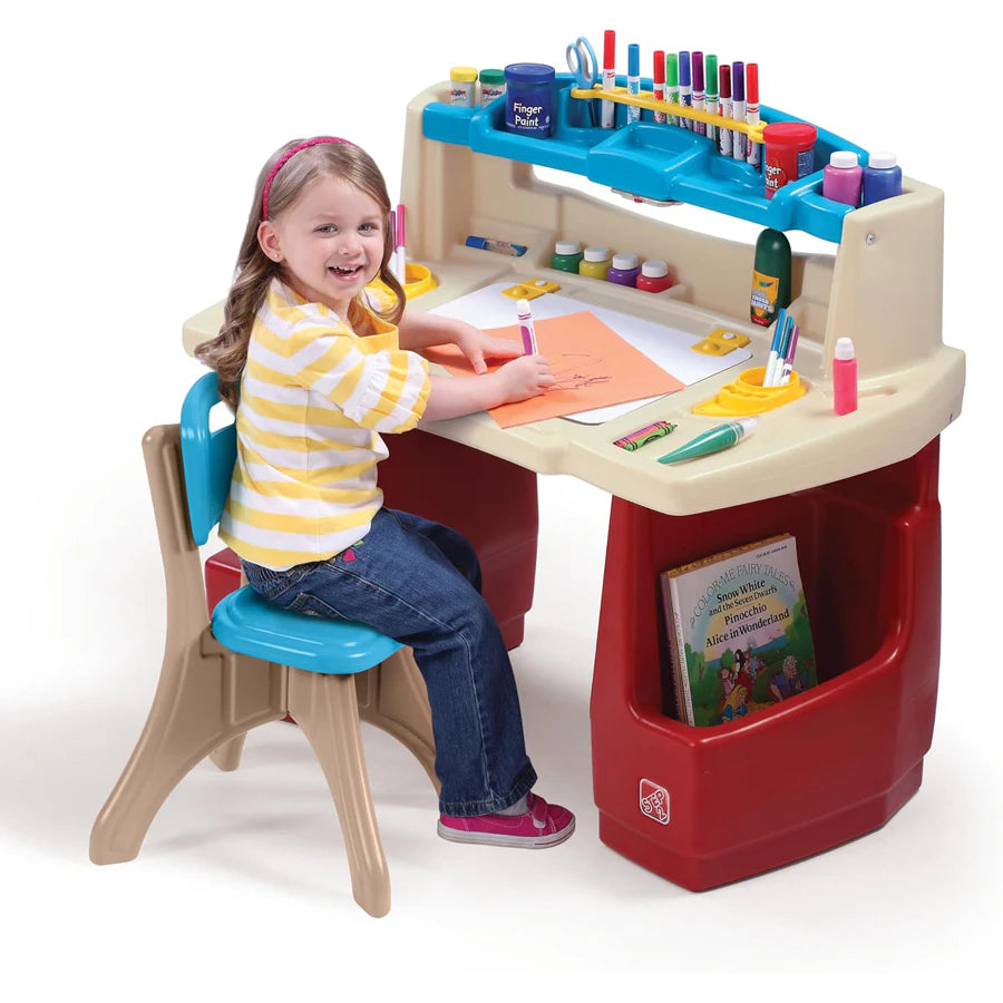 Step2 Deluxe Art Master Desk Step2 Deluxe Art Master Desk