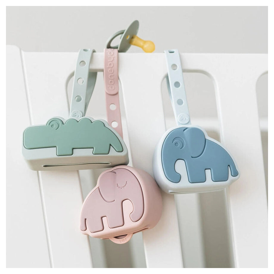 Done By Deer Silicone Pacifier Pouch Elphee (Powder)