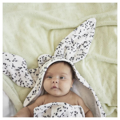 Elodie Hooded Towel (Dalmatian Dots)