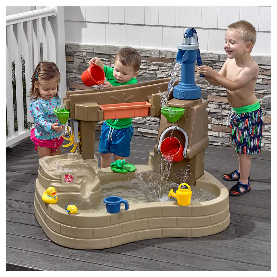 Step2 Pump & Splash Discovery Pond