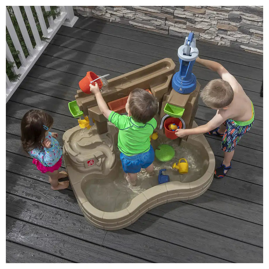 Step2 Pump & Splash Discovery Pond