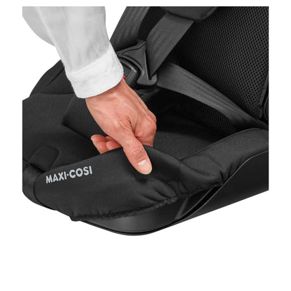 Maxi-Cosi Nomad Plus  I-Size Car Seat (Authentic Black)