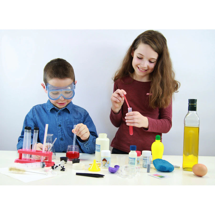 Buki France Chemistry 150 Experiments Kit