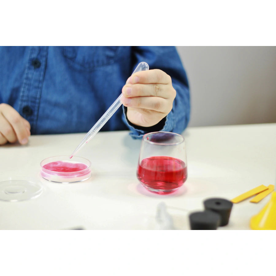 Buki France Chemistry 150 Experiments Kit