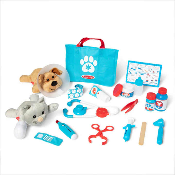 Melissa and Doug Examine & Treat Pet Vet Play Set