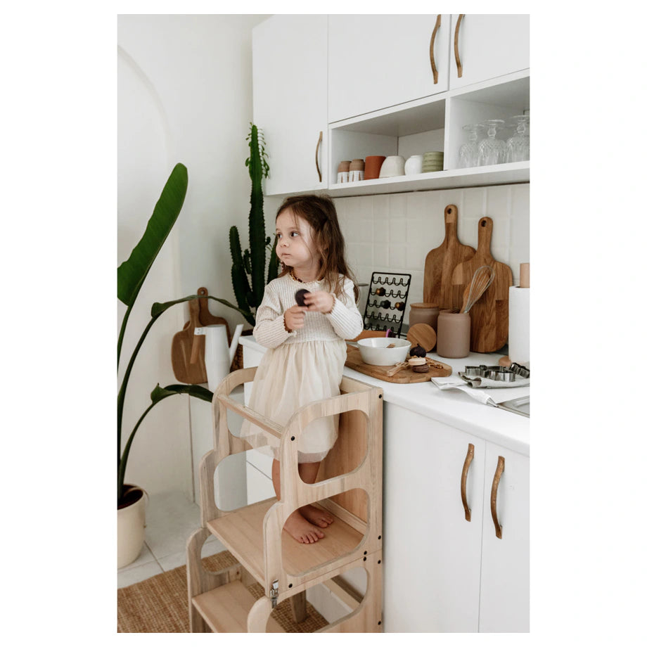 Larisa And Pumpkin Learning Tower 100% Natural Beech Wood (Grey)